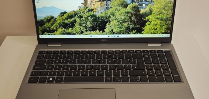 Dell Latitude 5540 FHD IPS i5-1345U/256GB/16GB