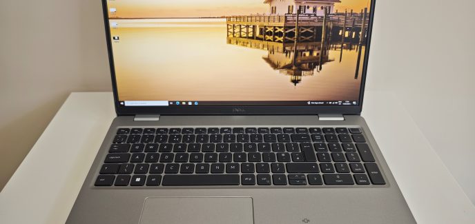 Dell Latitude 5521 FHD IPS i5-11500H/512GB/16GB/NVIDIA MX450 2GB