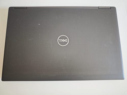 Dell Precision 7740 HD+ 17.3 i7-9850H/128GB/24GB/AMD WX3200 4GB GDDR5